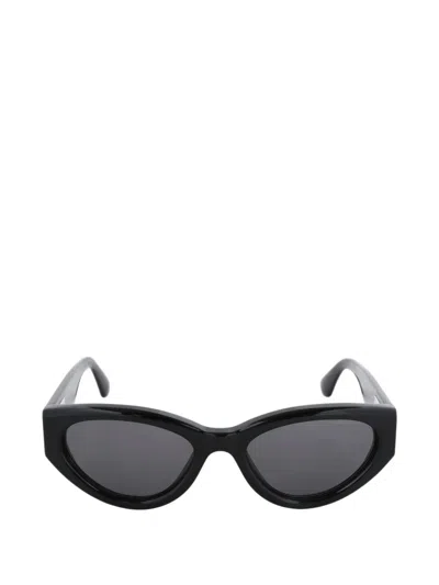 Chimi Cat-eye Sunglasses In Black
