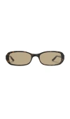 Chimi Code Sunglasses In 龟裂纹