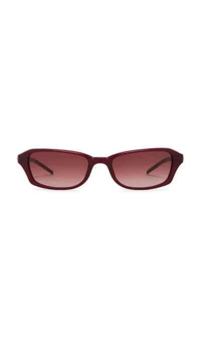 Chimi Edge Sunglasses In Dark Red
