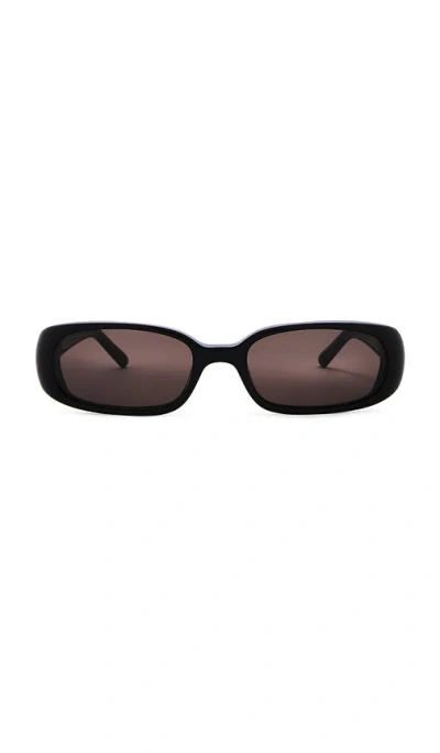 Chimi Lhr Sunglasses In Black
