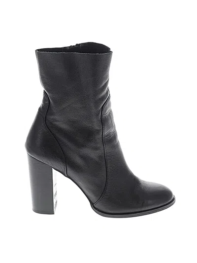 Pre-owned Chinese Laundry Ankle Boots In Black
