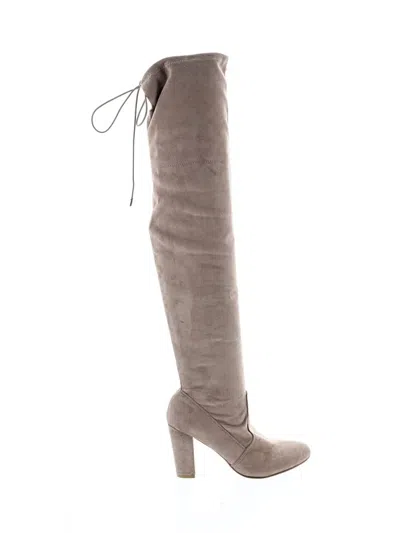 Pre-owned Chinese Laundry Boots In Gray