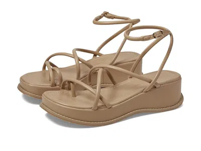 Chinese Laundry Clairo In Brown