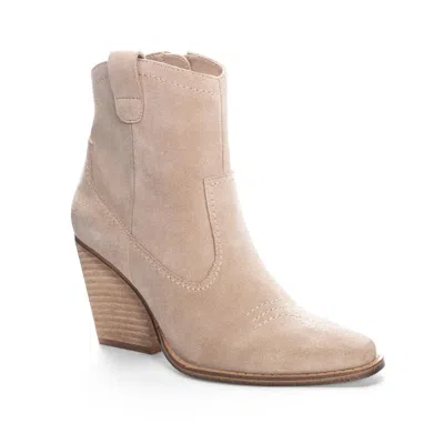 Chinese Laundry Corinna Boots Women's Natural Split Suede Ankle Bootie Jobb797 In Brown