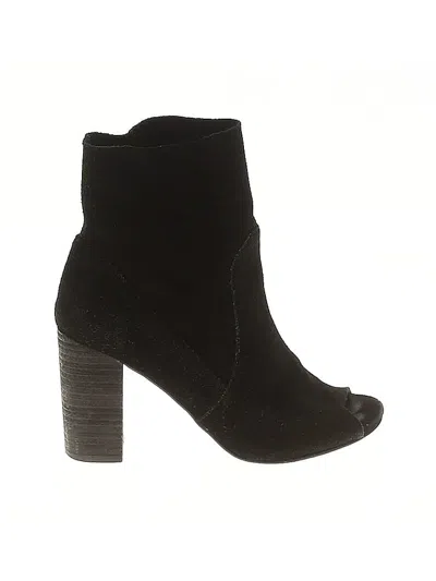 Pre-owned Chinese Laundry Heels In Black