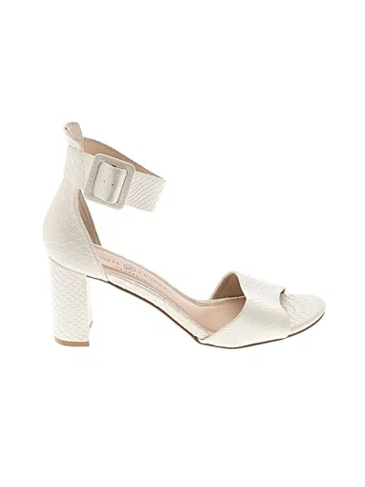 Pre-owned Chinese Laundry Sandals In Ivory