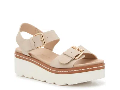 Chinese Laundry Sandyy Platform Sandal In Brown