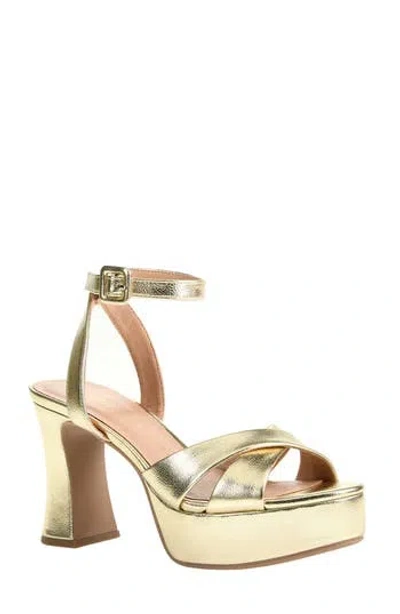 Chinese Laundry Thorie Ankle Strap Platform Sandal In Light Gold