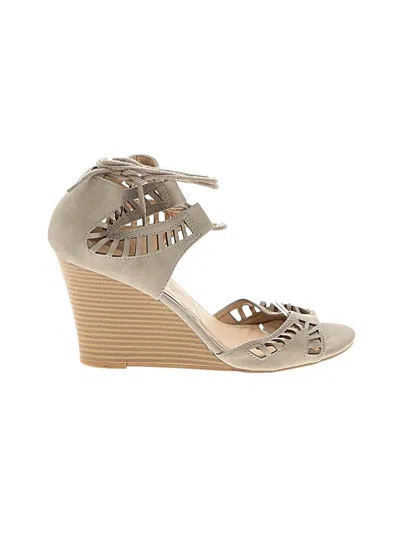 Pre-owned Chinese Laundry Wedges In Ivory