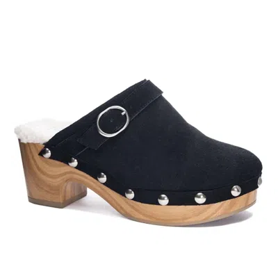 CHINESE LAUNDRY WOMEN'S CARLIE SPLIT SUEDE LEATHER CLOGS IN BLACK