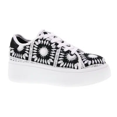 Chinese Laundry Women's Recreation Croche Sneakers In Black/white