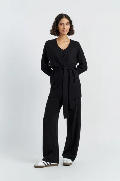 Chinti & Parker Black Wool-cashmere Wrap Cardigan In Blue