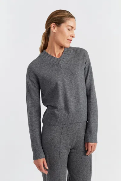 Chinti & Parker Grey Wool-cashmere Ribbed V-neck Sweater In Gray