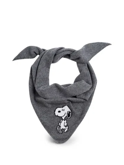 Chinti & Parker Snoopy Triangle Scarf In Black