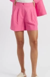Chinti & Parker Linen Blend Wide Leg Shorts In Camellia Rose