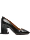 Chloé Janis Buckled Glossed-leather Pumps In Black