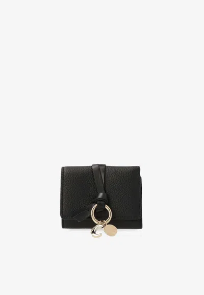 Chloé Alphabet Charm Tri-fold Wallet In Black