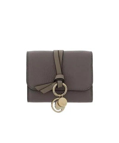 Chloé Alphabet Tri-fold Wallet In Gray