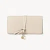 Chloé Portefeuille Long À Rabat Alphabet En Cuir Grainé Femme Beige Taille Onesize 100% Cuir De Veau In Beige