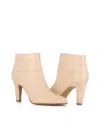 Chloé Leather Boots In Beige