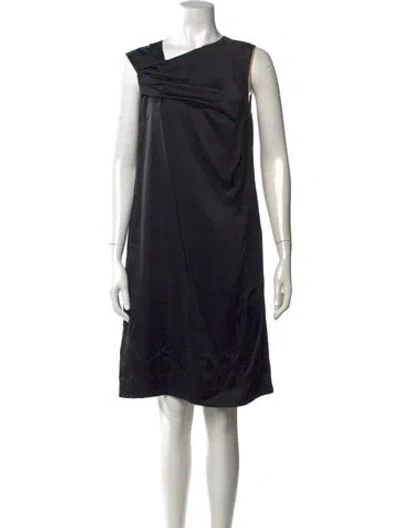 Pre-owned Chloé Asymmetrical Knee-length Dress In Black