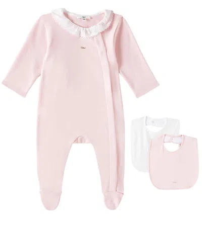 Chloé Baby Logo Cotton Jersey Onesie And Bib Set In Pink