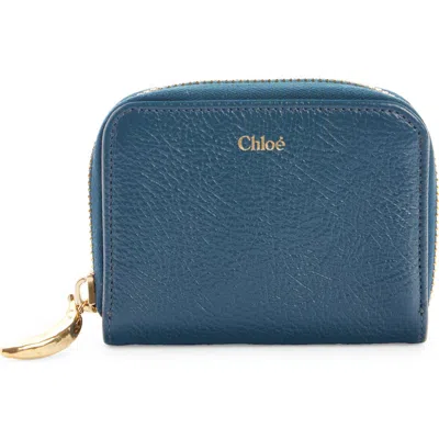 Chloé Banana Grained Leather Zip Coin Purse In 44q Tapestry Blue