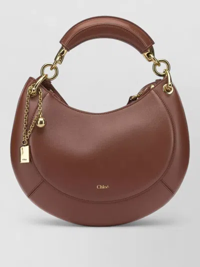 Chloé Banana Small Shoulder Bag Chain Detail In Brown