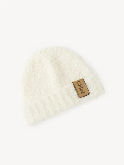 Chloé Beanie In Curly Wool Knit White Size Onesize 90% Virgin Wool, 10% Polyester