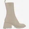 Chloé Beige Round-toe Boots In Neutral