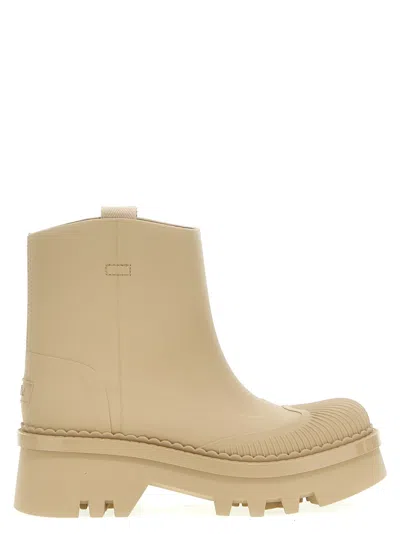 Chloé Beige Solid Raina Boot In Neutral