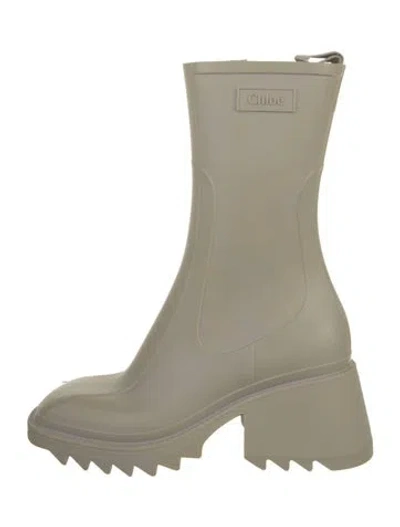 Pre-owned Chloé Betty Rubber Rain Boots In Neutral