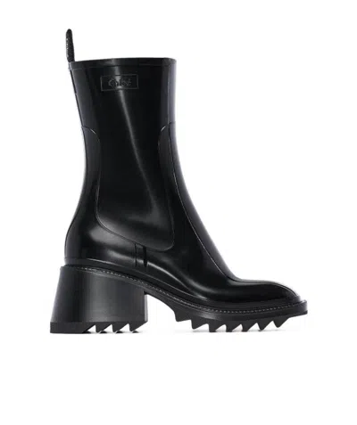 Chloé Betty Thick Heeled Boots In Black