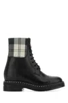 Chloé Leather Boots With Fabric Inserts And A Rounded Toe In Black