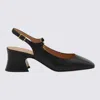 Chloé Charms 55 Chain-embellished Leather Pumps In Black