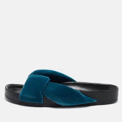 Pre-owned Chloé Blue Velvet Crisscross Flat Sandals Size 39