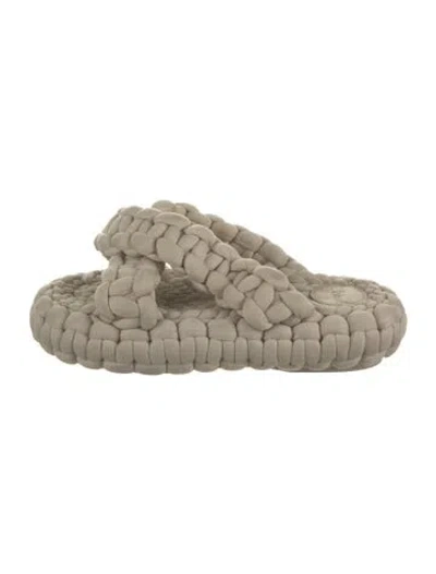 Pre-owned Chloé Braided Accents Slides In Neutral