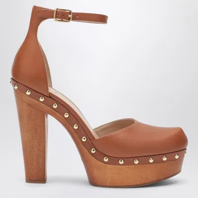 Chloé Brown Platform Pumps With Studs