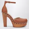 Chloé Brown Platform Pumps With Studs In Brown