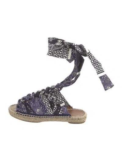 Pre-owned Chloé Canvas Printed Gladiator Sandals In Blue
