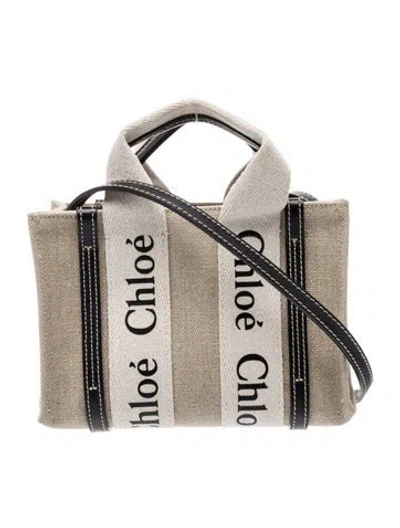 Pre-owned Chloé Canvas Woody Mini In Neutral