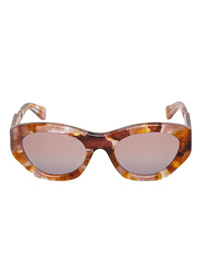 Chloé Cat-eye Sunglasses In Brown