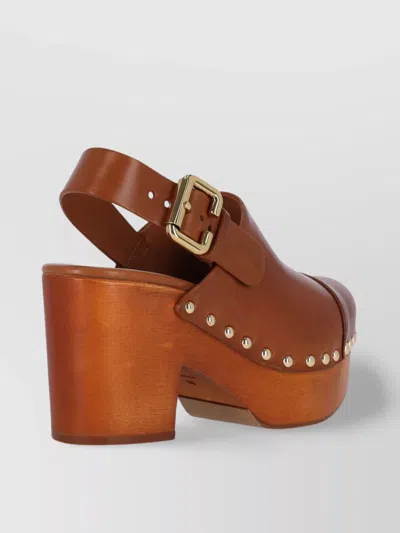 Chloé Chunky Heel Stud Embellishments Wooden Platform Pumps In Ginger Brown