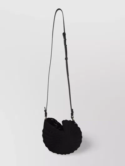 CHLOÉ CIRCULAR SHELL WOVEN SHOULDER BAG