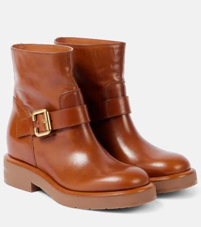 Chloé Coddington Leather Biker Boots In Brown