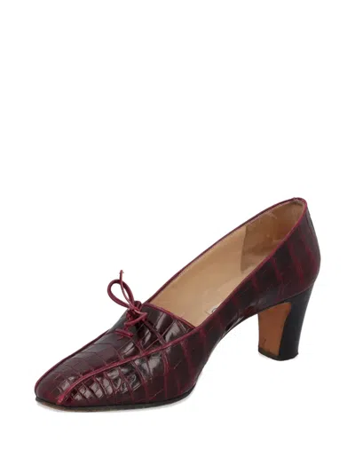 Pre-owned Chloé Crocodile-embossed Pumps In Red