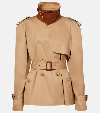 Chloé Cropped Cotton Gabardine Trench Coat In Sand