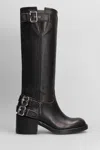 Chloé New Bikers Buckled Textured-leather Boots In Black