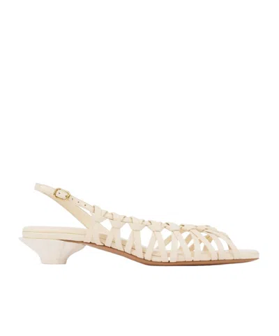 Chloé Estra Braided Leather Slingback Sandals In Neutral