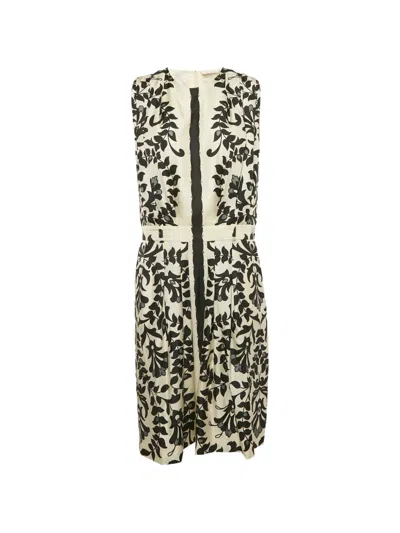 Pre-owned Chloé Floral-print Silk Dress In White